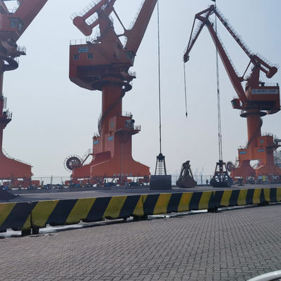 100T Four Link Portal Harbour Crane Harbor Freight Crane Orange