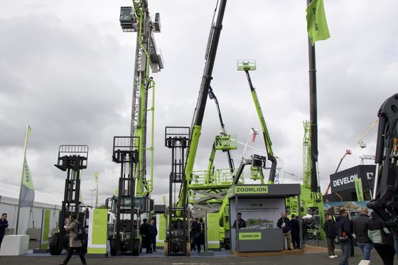 1T-500T Truck Crane Truck Mounted Hydraulic Crane Customized